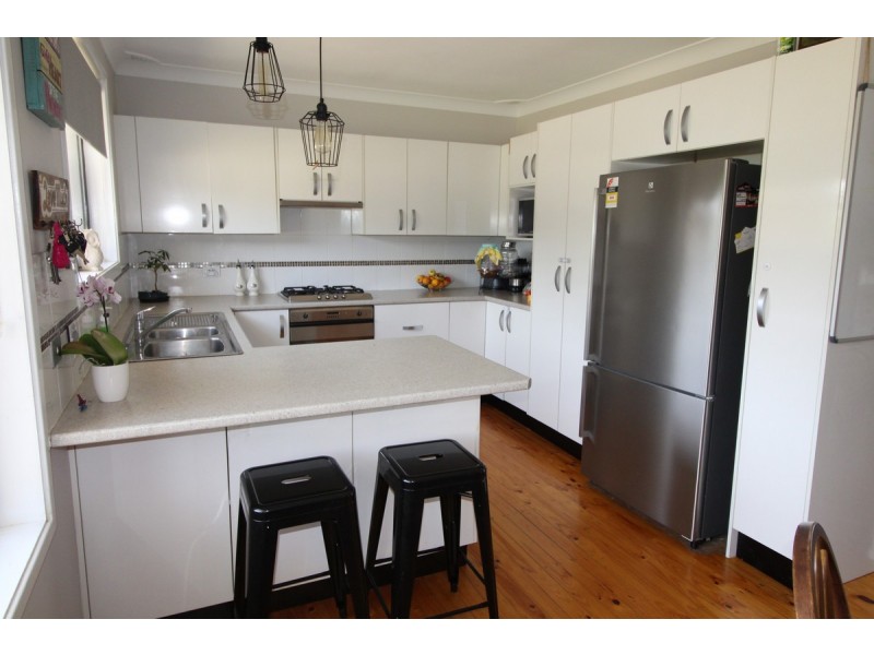 10 Purcell Street, Elderslie NSW 2570