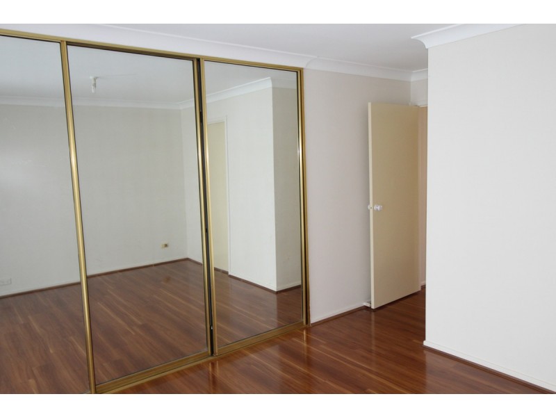 35 Karrabul Road, St Helens Park NSW 2560