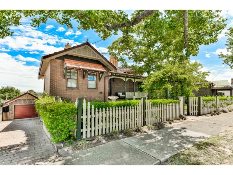 9 Menangle Road, Camden NSW 2570