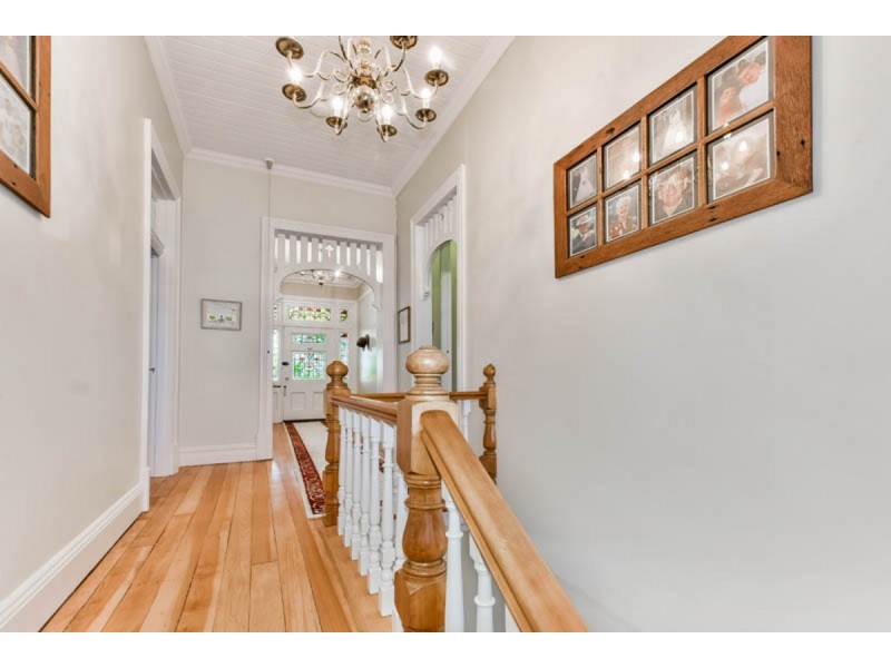 9 Menangle Road, Camden NSW 2570