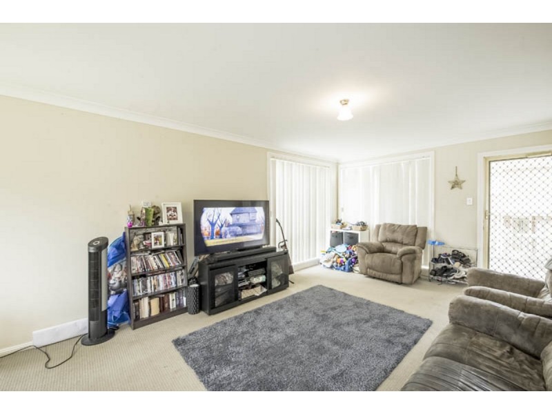 6/1A Mcintosh Street, The Oaks NSW 2570