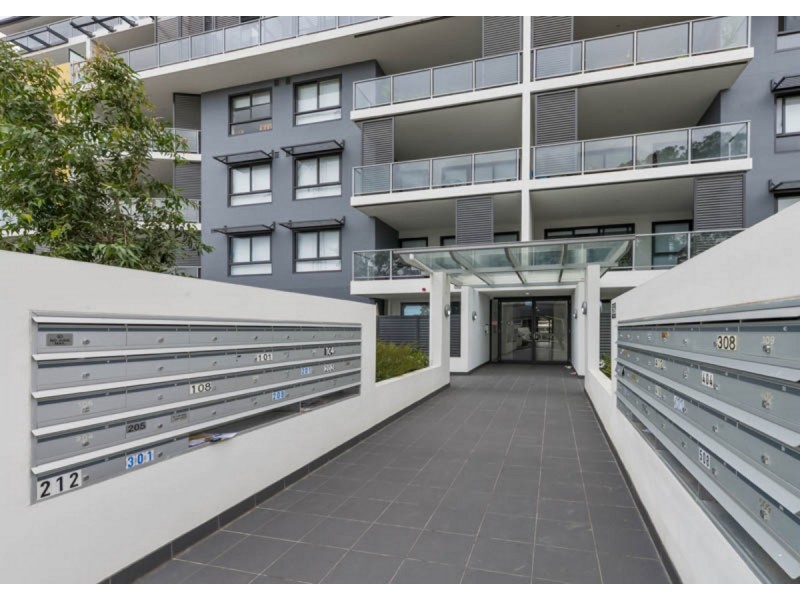 408/38-42 Chamberlain Street, Campbelltown NSW 2560
