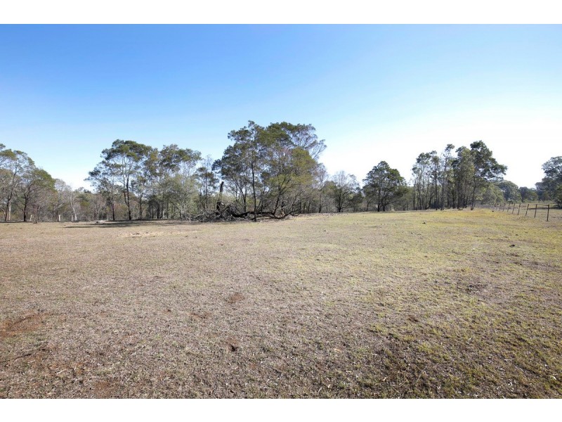 65 Binalong Road, Belimbla Park NSW 2570
