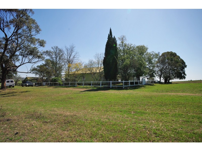 125 Montpelier Drive, The Oaks NSW 2570