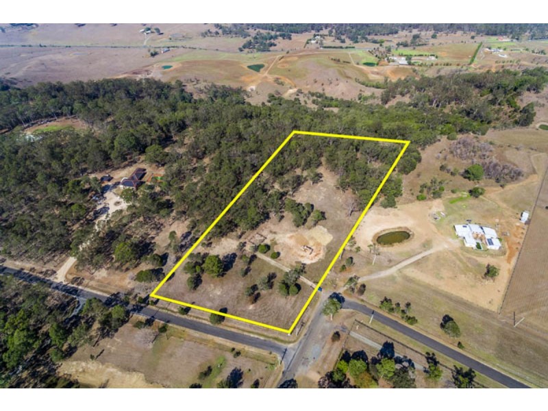 219 Donalds Range Road, Razorback NSW 2571