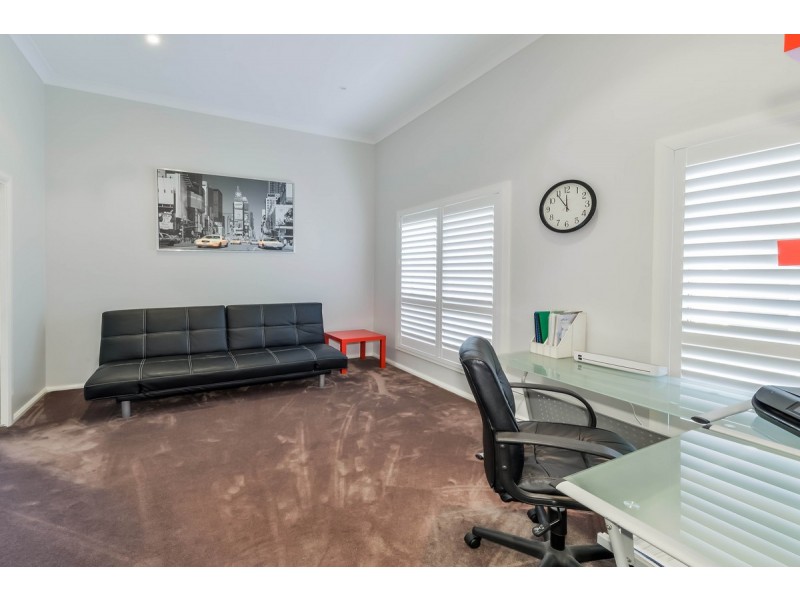 12 Boronia Avenue, Mount Annan NSW 2567