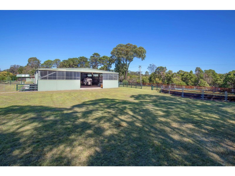 210 Dairy Road, The Oaks NSW 2570
