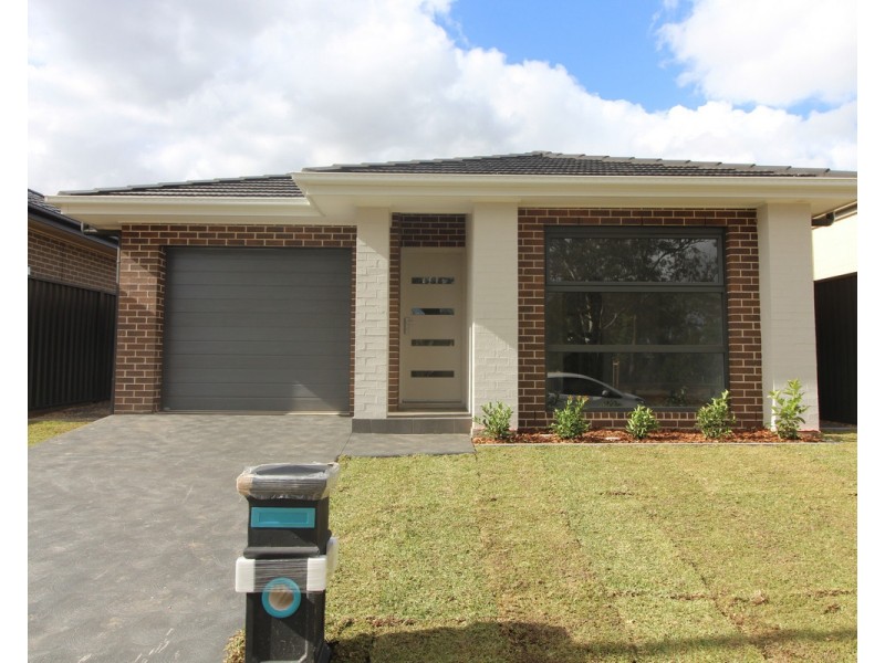 3 Egan Crescent, Cobbitty NSW 2570