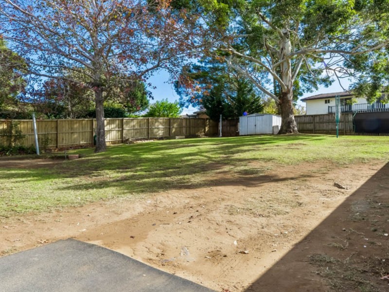 26 Ulmarra Avenue, Camden South NSW 2570