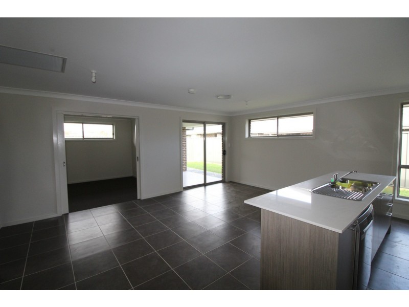 19 Mooney Street, Spring Farm NSW 2570