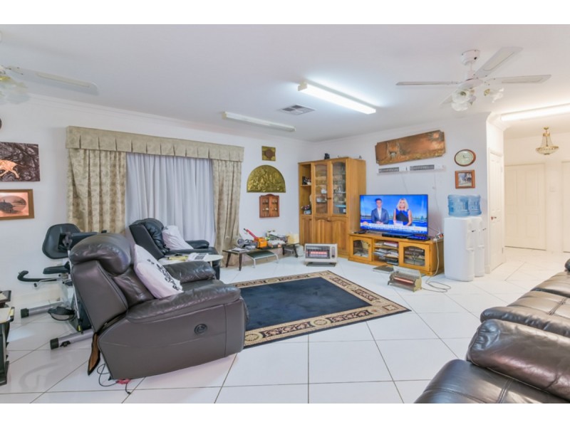 13 Broughton Street, Camden NSW 2570