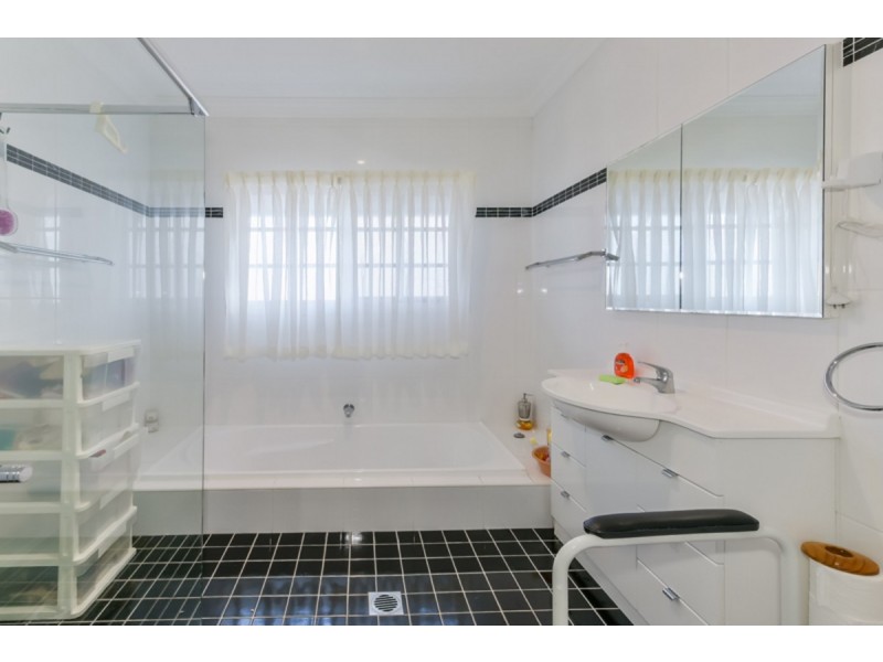 13 Broughton Street, Camden NSW 2570