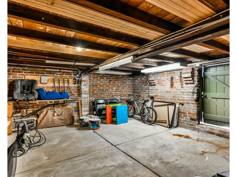 9 Menangle Road, Camden NSW 2570