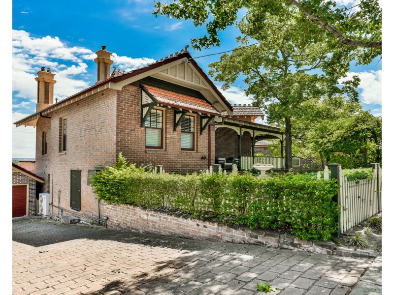 9 Menangle Road, Camden NSW 2570