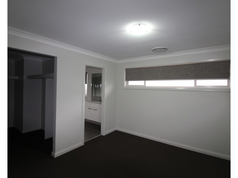 20 Wainwright Drive, Cobbitty NSW 2570