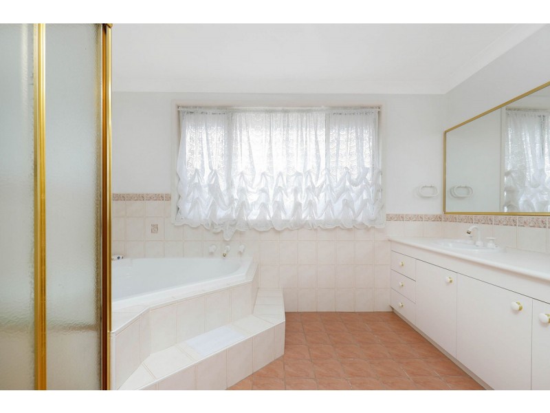 59 Lagonda Drive, Ingleburn NSW 2565