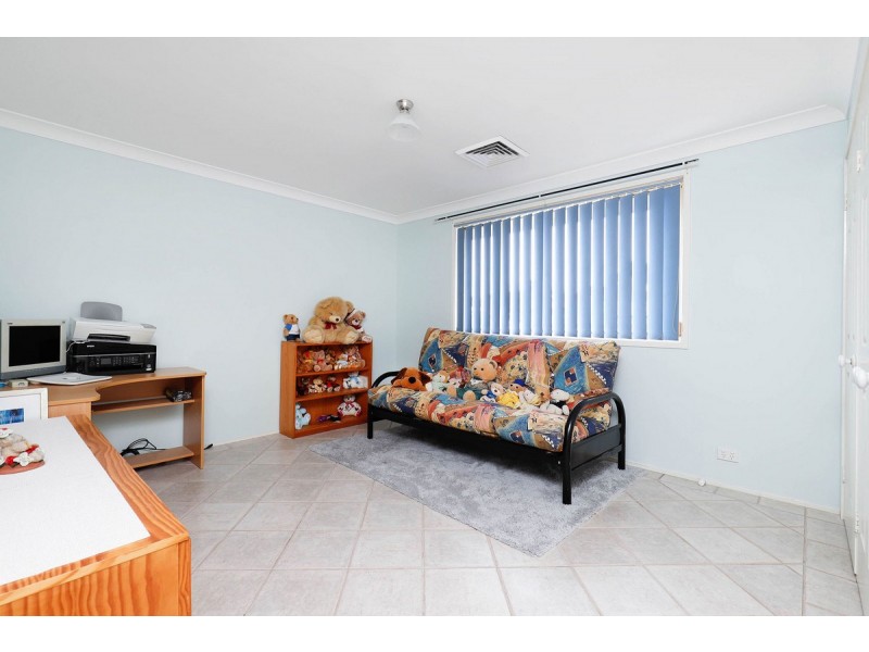 59 Lagonda Drive, Ingleburn NSW 2565