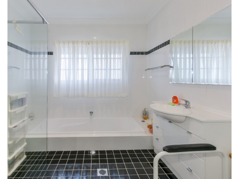 13 Broughton Street, Camden NSW 2570