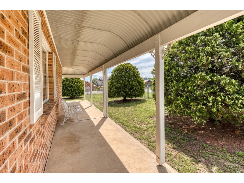 3 Luker Street, Elderslie NSW 2570