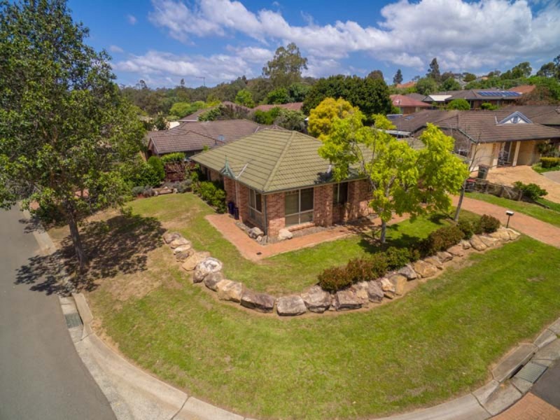 1 Lacy Place, Mount Annan NSW 2567