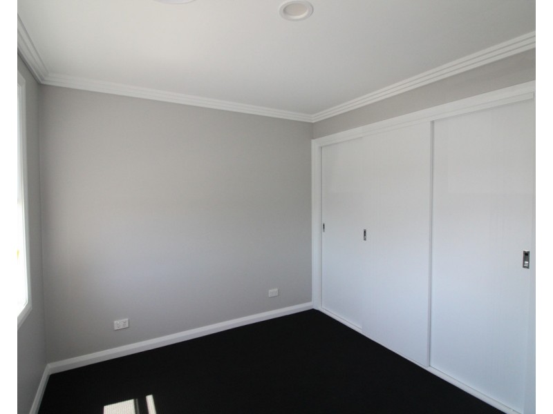 19/2 Wire Lane, Camden South NSW 2570