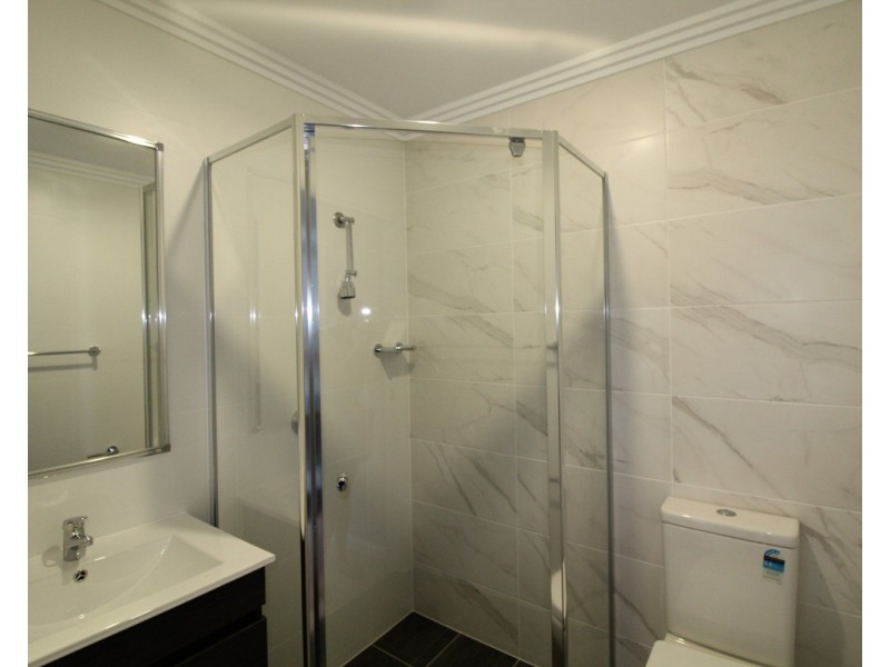 19/2 Wire Lane, Camden South NSW 2570