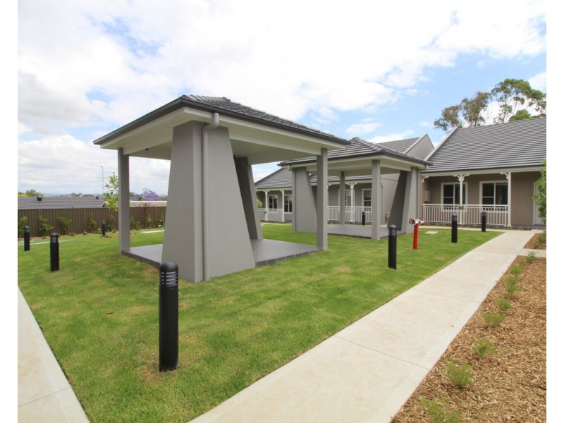 19/2 Wire Lane, Camden South NSW 2570