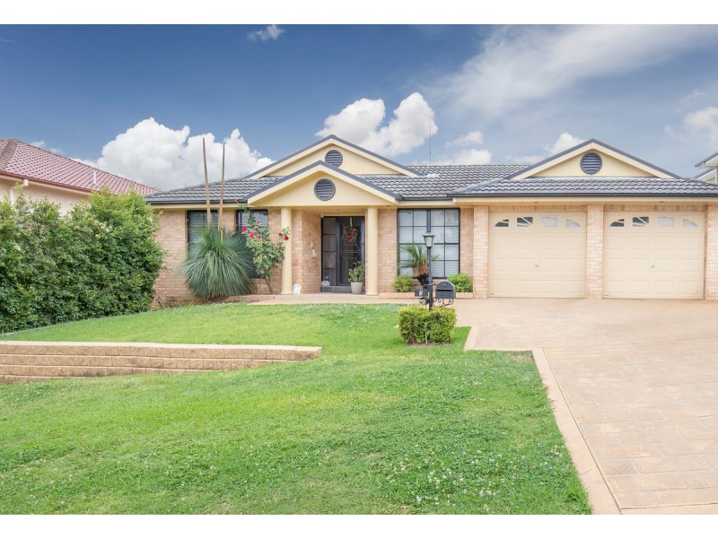 7 Bull Place, Harrington Park NSW 2567