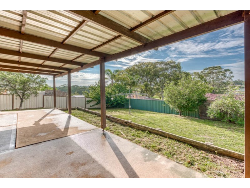 7 Brownlow Place, Ambarvale NSW 2560