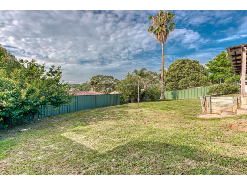 7 Brownlow Place, Ambarvale NSW 2560
