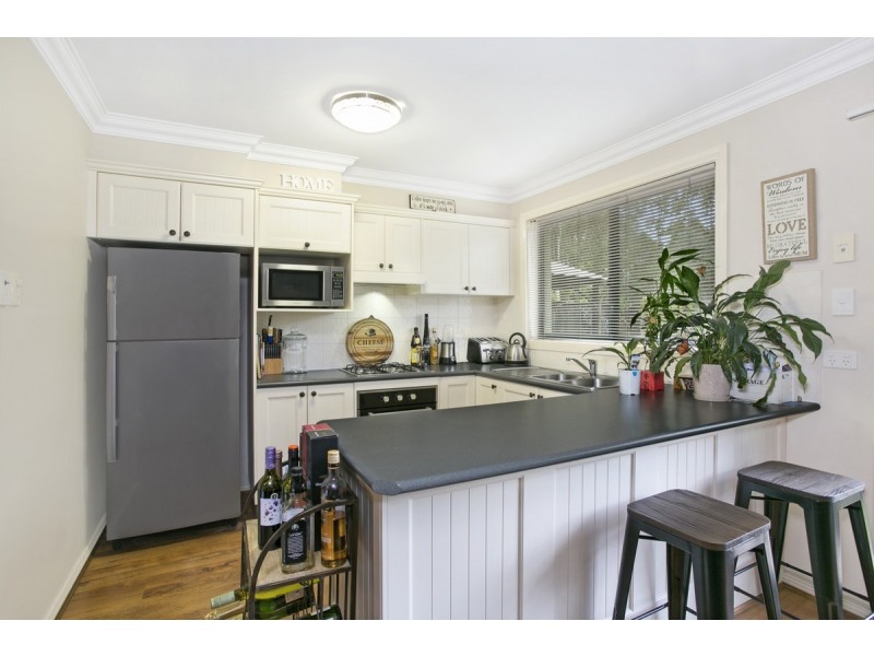 5 Horseman Place, Currans Hill NSW 2567