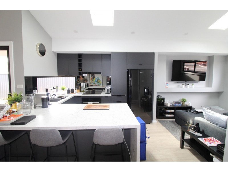 8a Mulgara Place, St Helens Park NSW 2560