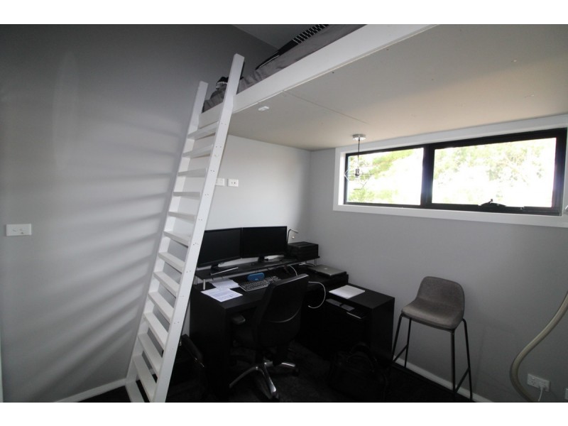 8a Mulgara Place, St Helens Park NSW 2560