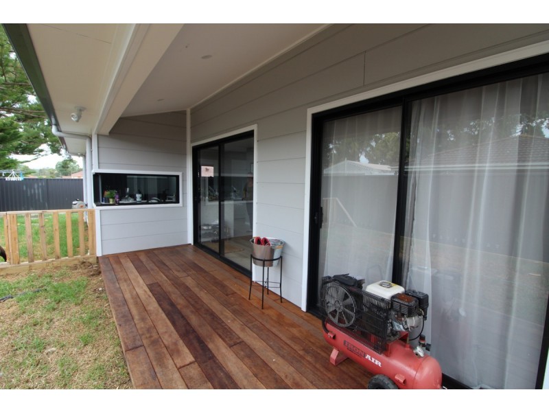8a Mulgara Place, St Helens Park NSW 2560