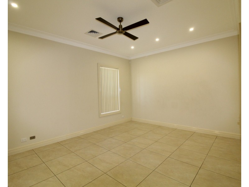 1 Greta Avenue, Harrington Park NSW 2567