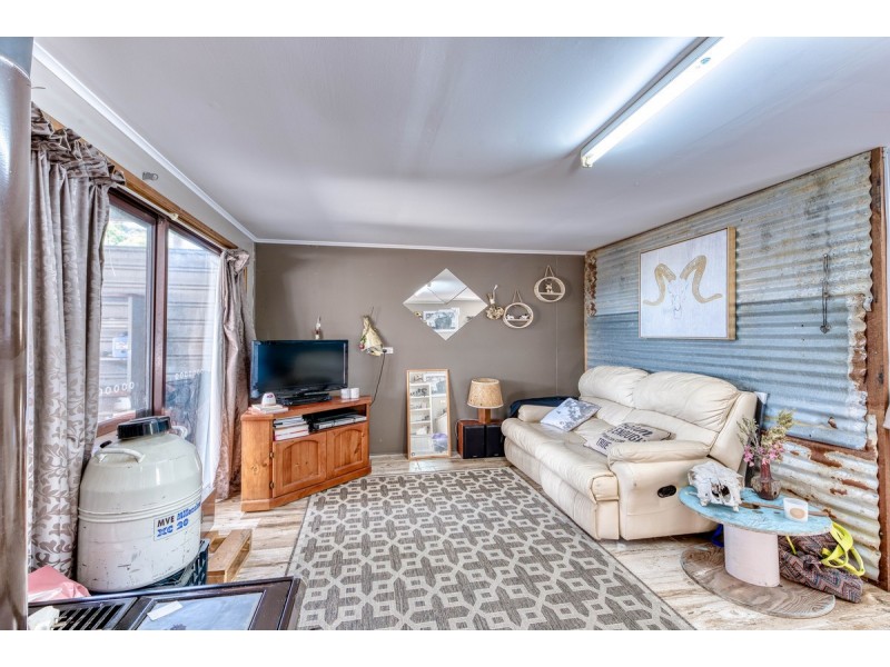 415 Calf Farm Road, Mount Hunter NSW 2570
