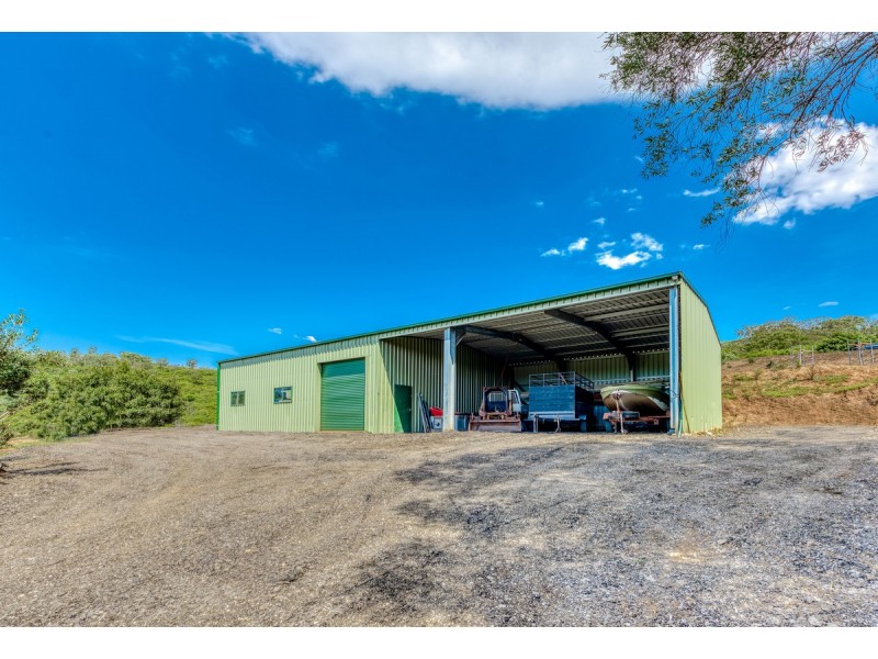 415 Calf Farm Road, Mount Hunter NSW 2570