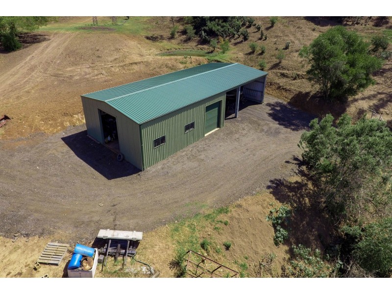 415 Calf Farm Road, Mount Hunter NSW 2570