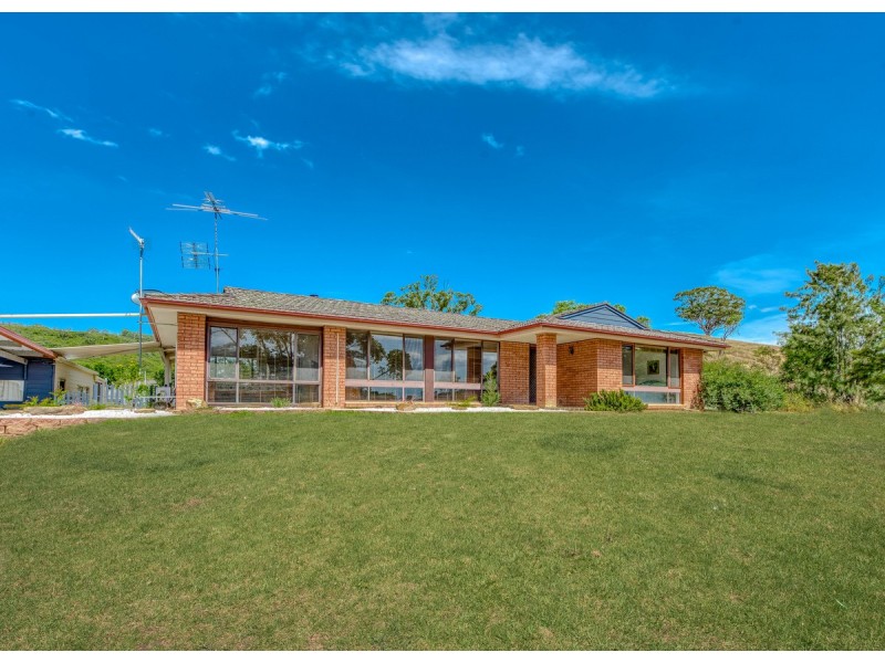 415 Calf Farm Road, Mount Hunter NSW 2570