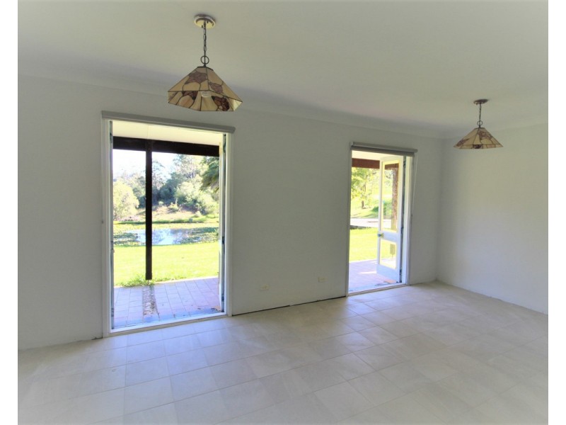 585 Mount Hercules Road, Razorback NSW 2571