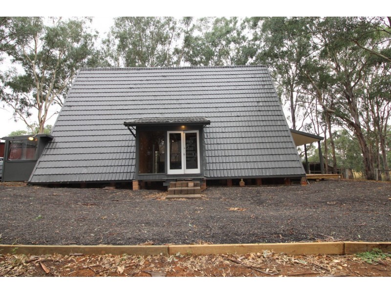 126 Coates Park Road, Camden NSW 2570