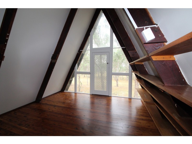 126 Coates Park Road, Camden NSW 2570