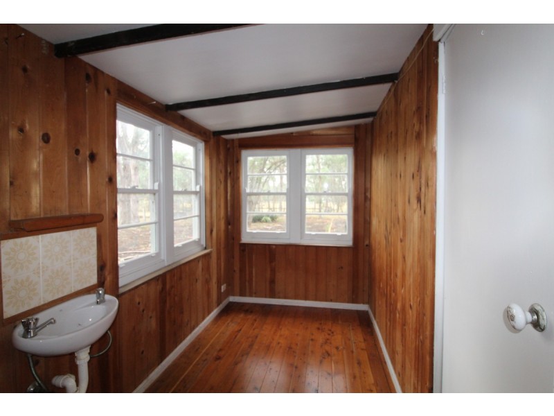 126 Coates Park Road, Camden NSW 2570