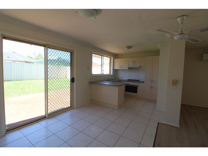 4B Hodges Place, Currans Hill NSW 2567