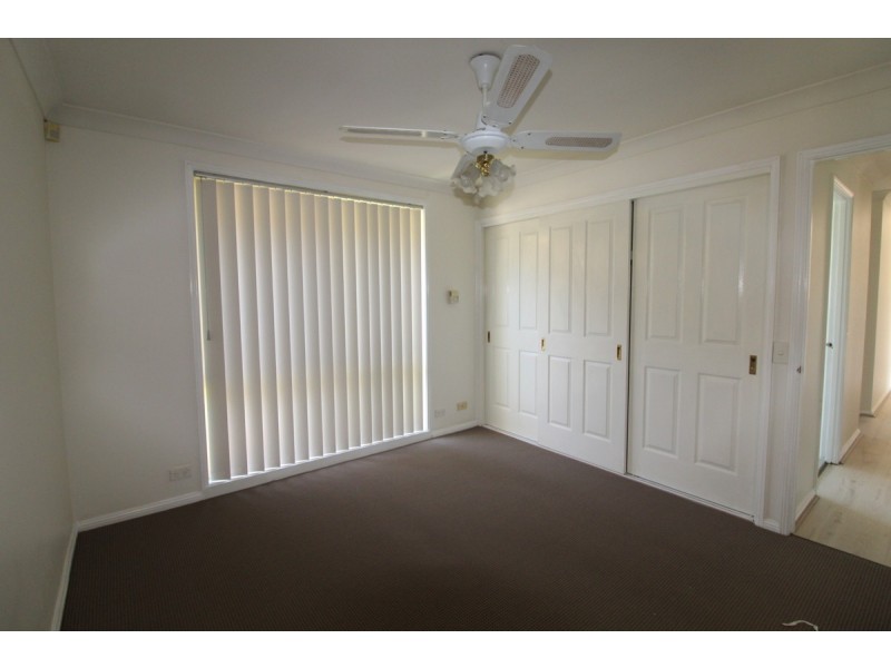 4B Hodges Place, Currans Hill NSW 2567