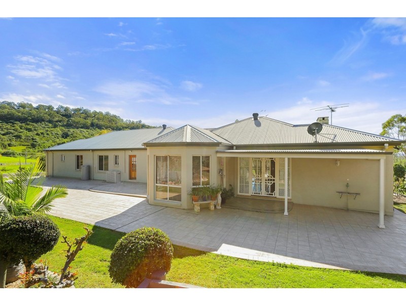 135 Cummins Road, Menangle NSW 2568