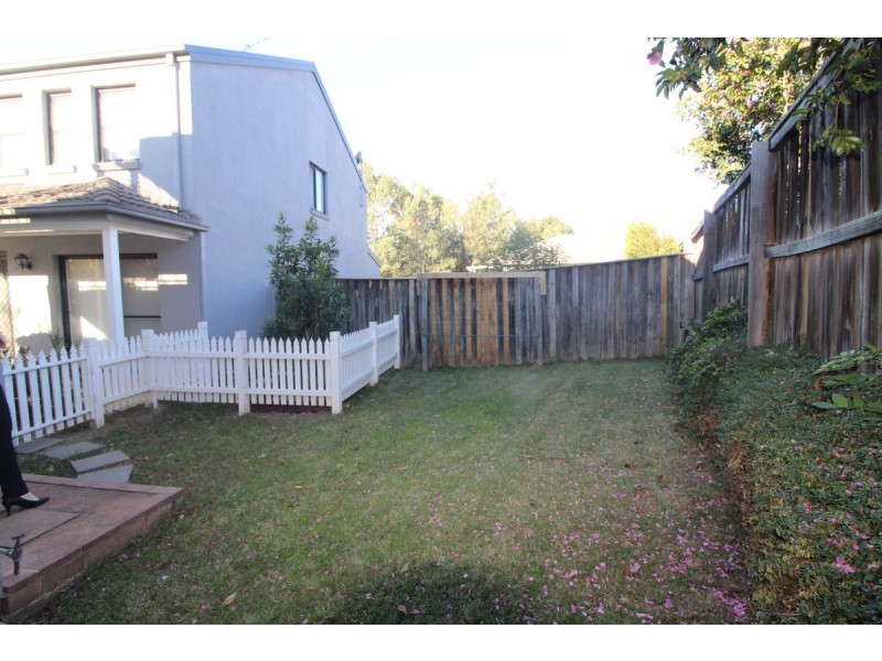 8A/92-98 Glenfield Drive, Currans Hill NSW 2567