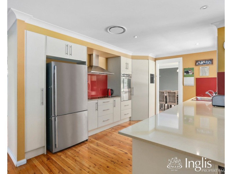 74 Woodland Crescent, Narellan NSW 2567