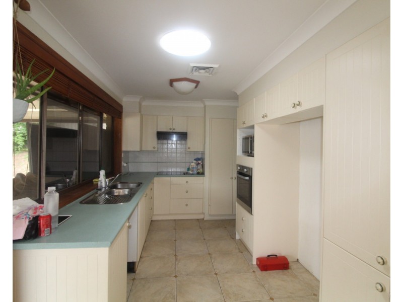 8 Ridgehaven Road, Silverdale NSW 2752