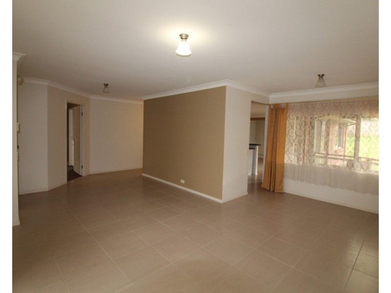 3 Collins Grove, Mount Annan NSW 2567